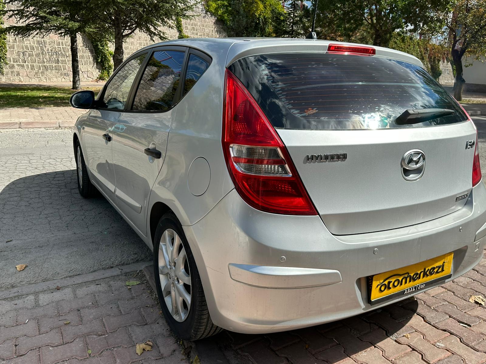 HYUNDAI i30 15